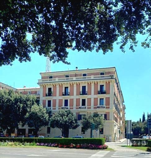 Luxury Verona Apartment City Centre Exterior photo