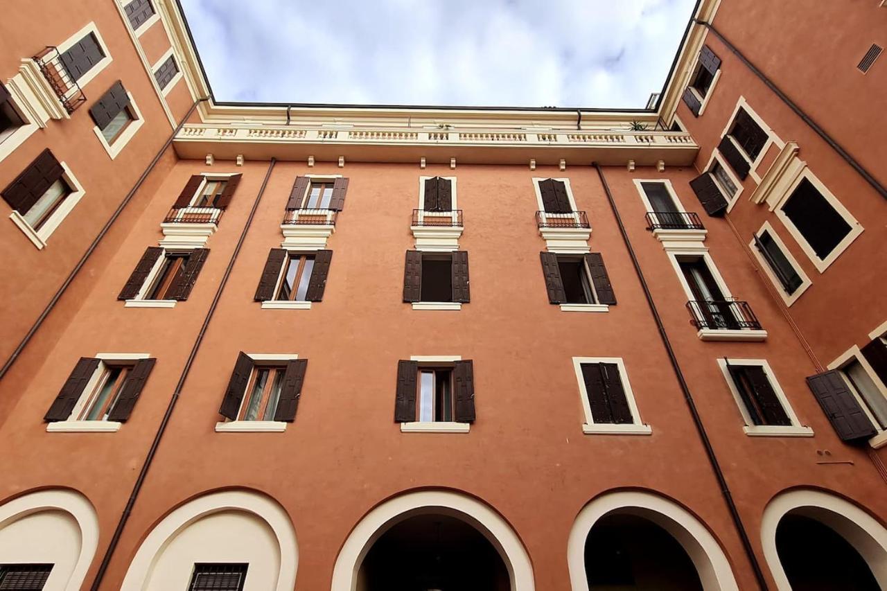 Luxury Verona Apartment City Centre Exterior photo